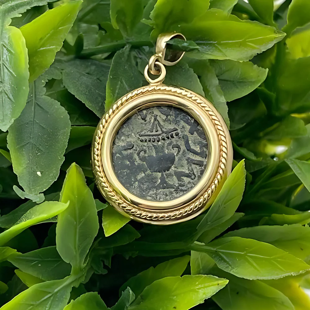 Masada Coin Pendant in 14K Gold with Spiral Frame Border - Image 8