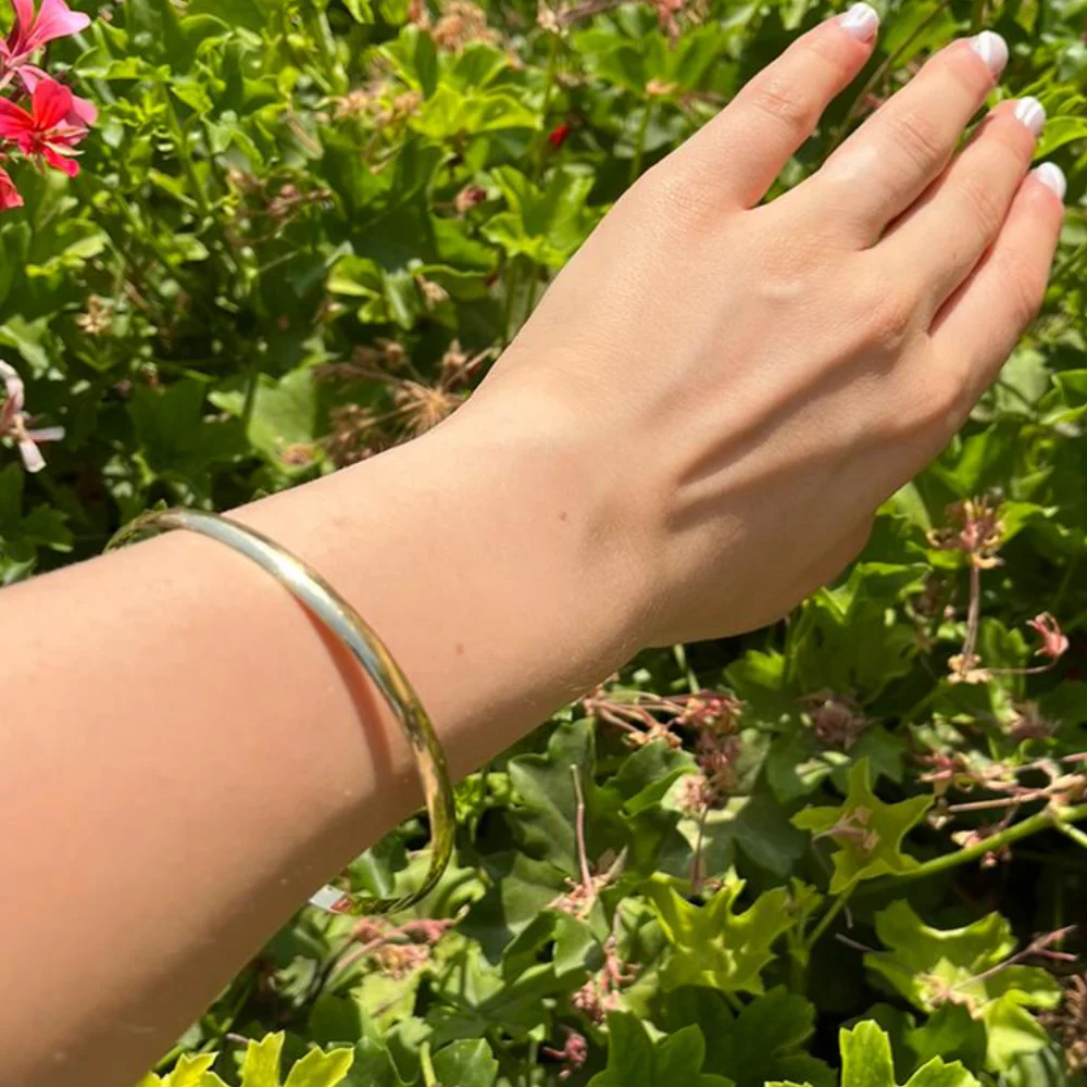 Soft Matte Bangle Bracelet 14k Gold - Image 3