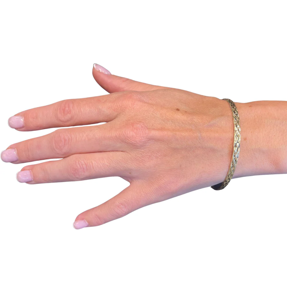 Engraved Latticework 14k Gold Bangle Bracelet - Image 2