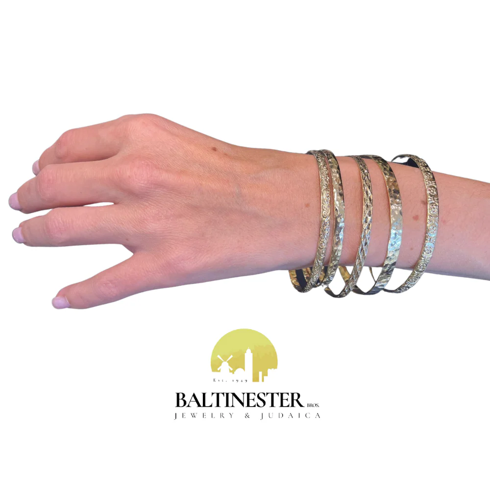 14k Gold Floral Moroccan Bangle - Image 3