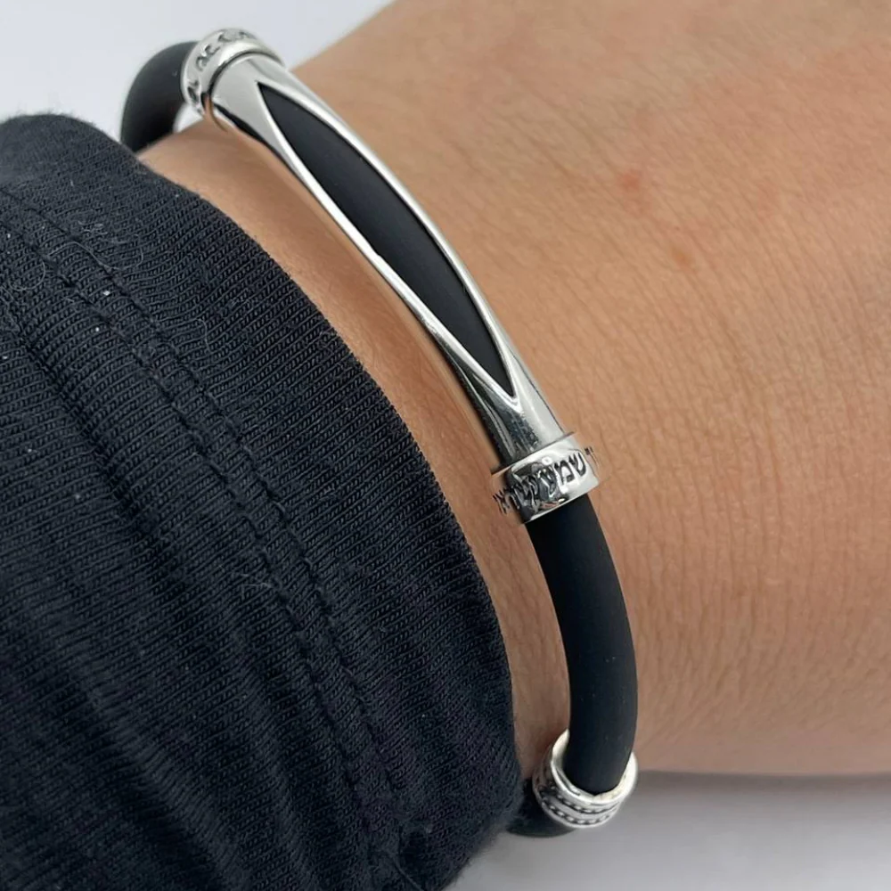 Silver and Black Shema Yisrael Men's Bracelet - Image 4