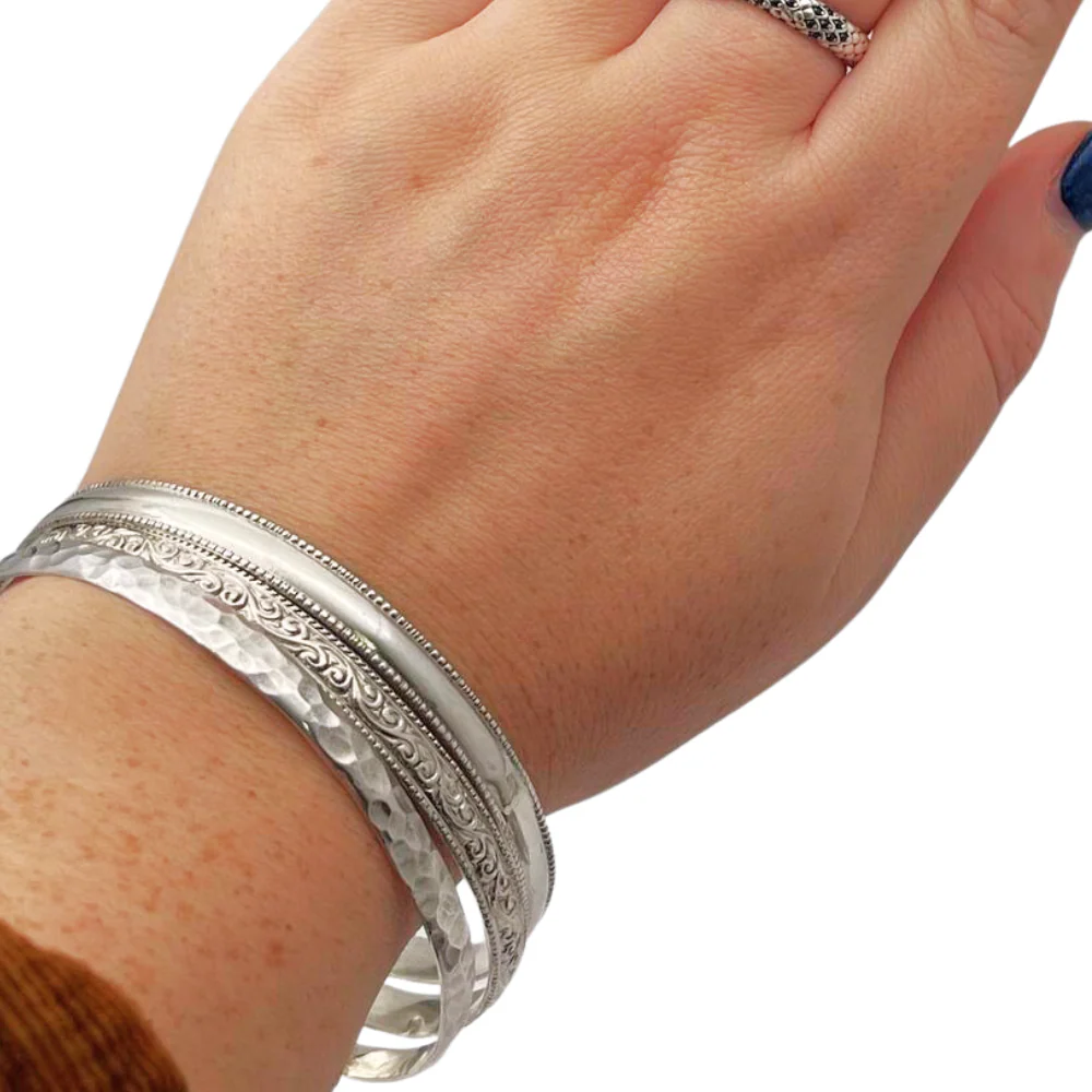 Moroccan Bangle in Silver - Beaded Borders - Image 8