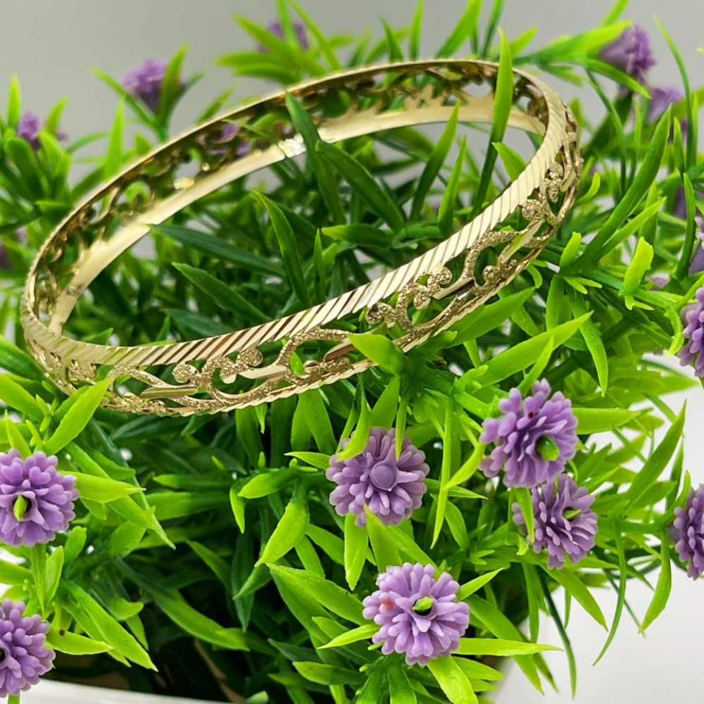 Modern Filigree Bangle with Laser Cut Edging in 14K Gold - Image 8