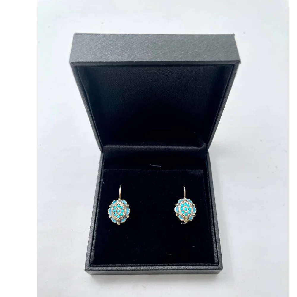 Vintage Style Earrings in 14K Yellow Gold and Turquoise - Image 3