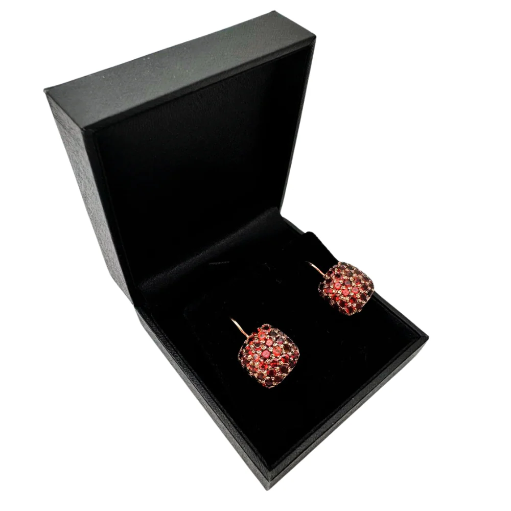 14K Rose Gold Garnet Pavé Square Earrings - Image 5