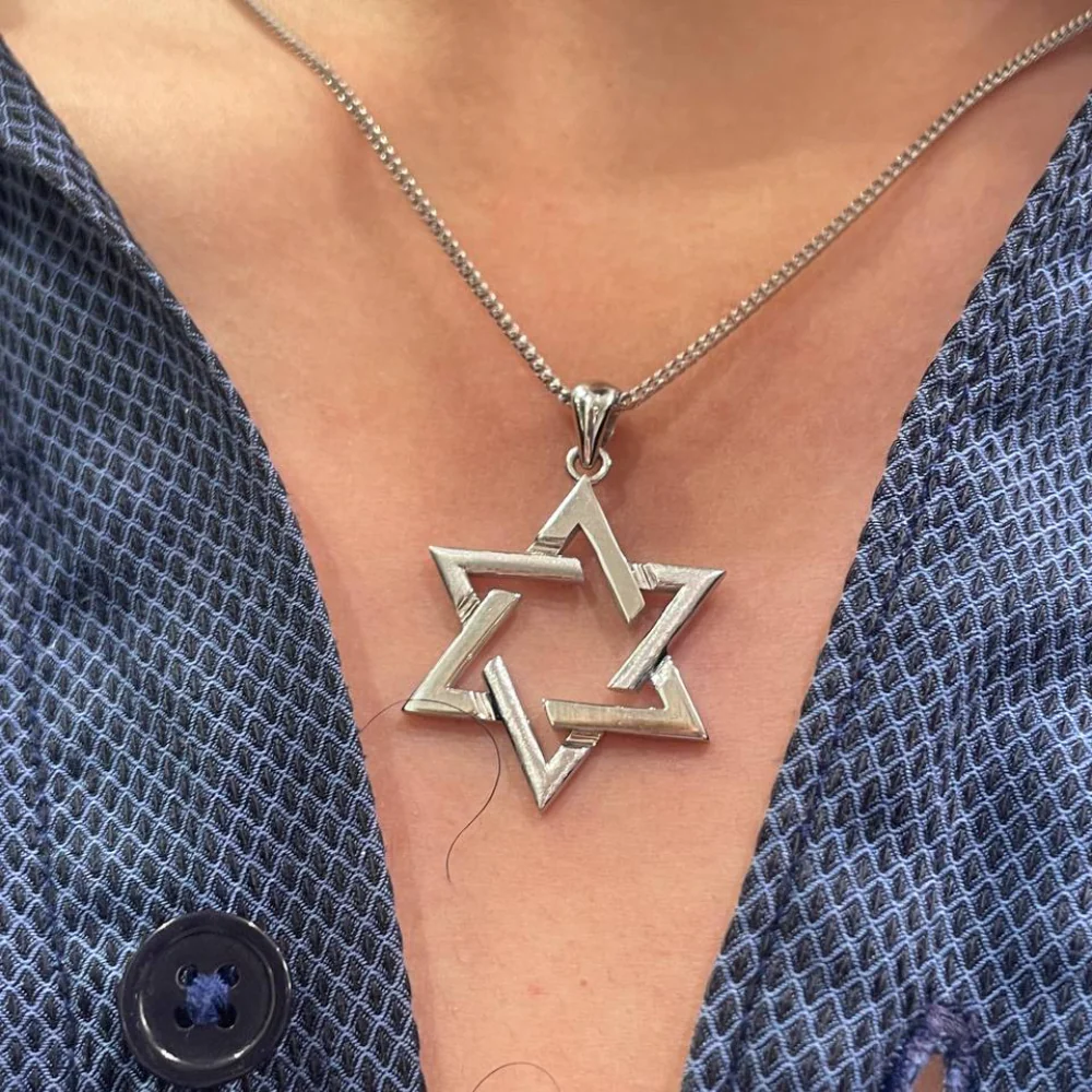 14k Gold Star of David Pendant with a Cutout Design - Image 3