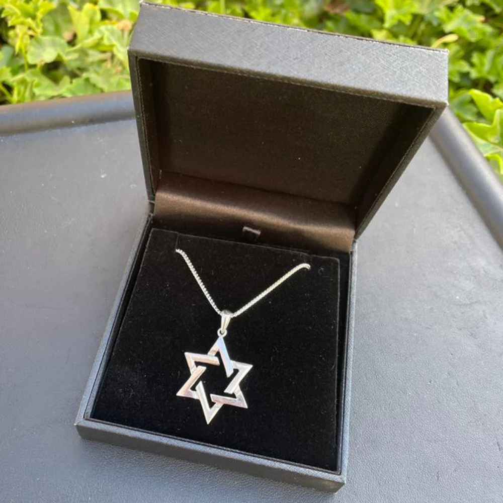 14k Gold Star of David Pendant with a Cutout Design - Image 7