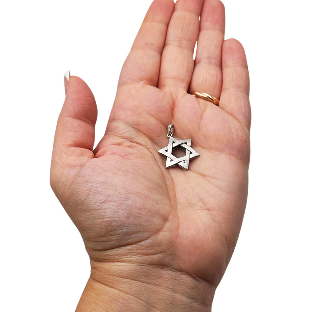 Star of David Textured Interwoven 3D Pendant in 14K Gold - Image 2