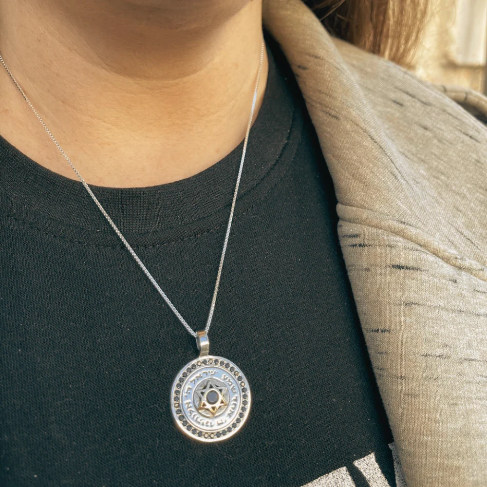 Star of David and Shema Israel Silver and Gold Onyx Necklace - Image 3