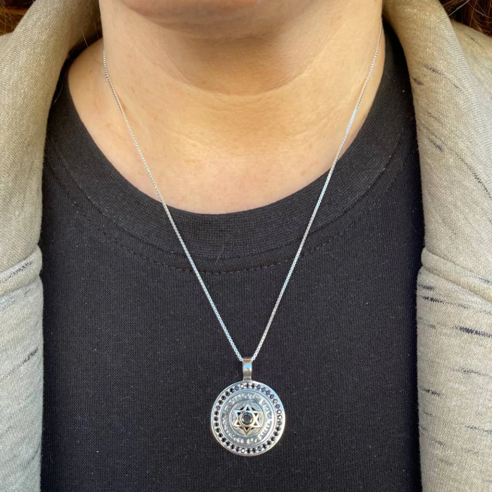 Star of David and Shema Israel Silver and Gold Onyx Necklace - Image 6