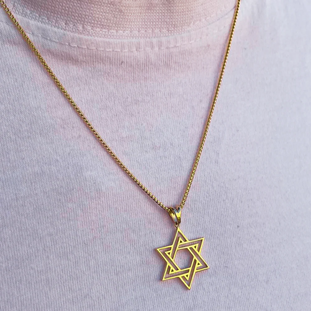Star of David Double Outline Interwoven Pendant in 14K Gold - Image 7
