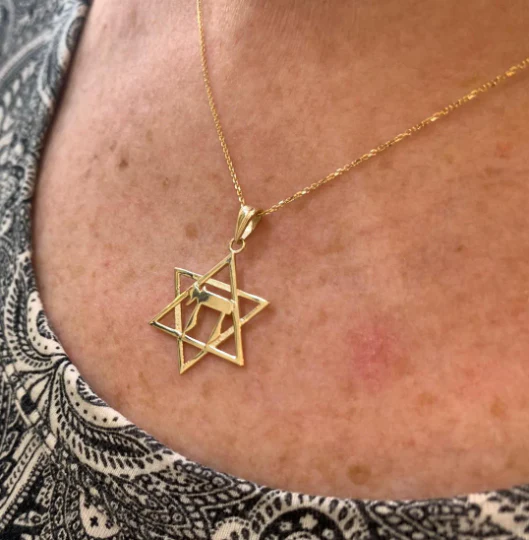 14k Gold Classic Star of David Hai Pendant - Image 3