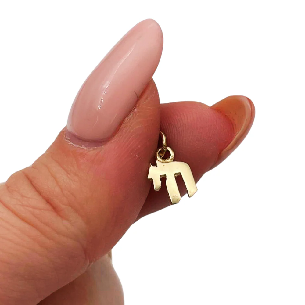 14k Gold Miniature Chai Pendant - Image 4