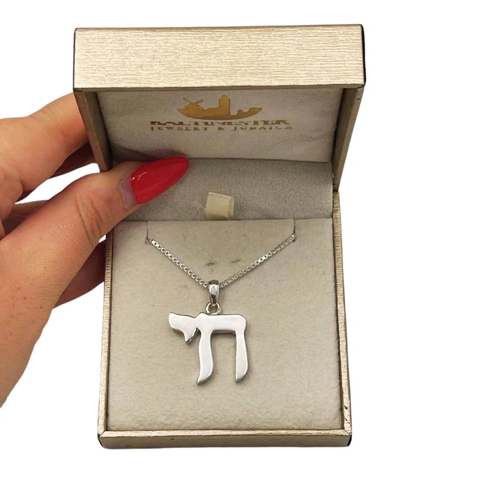 Chai Pendant in 925 Sterling Silver Elegant Font - 19 mm - Image 6