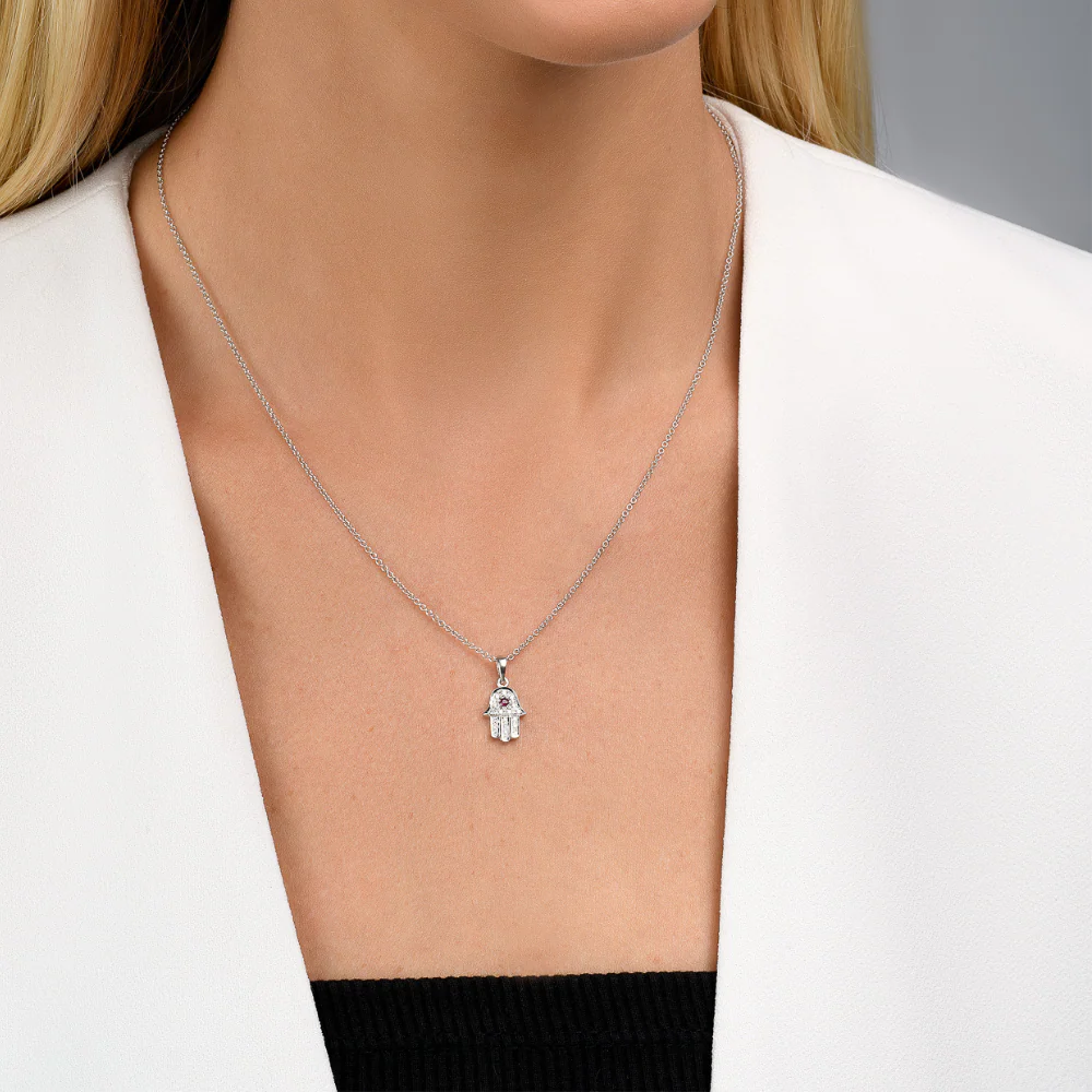 18k Gold Hamsa Pendant with Diamonds and Ruby - Image 5