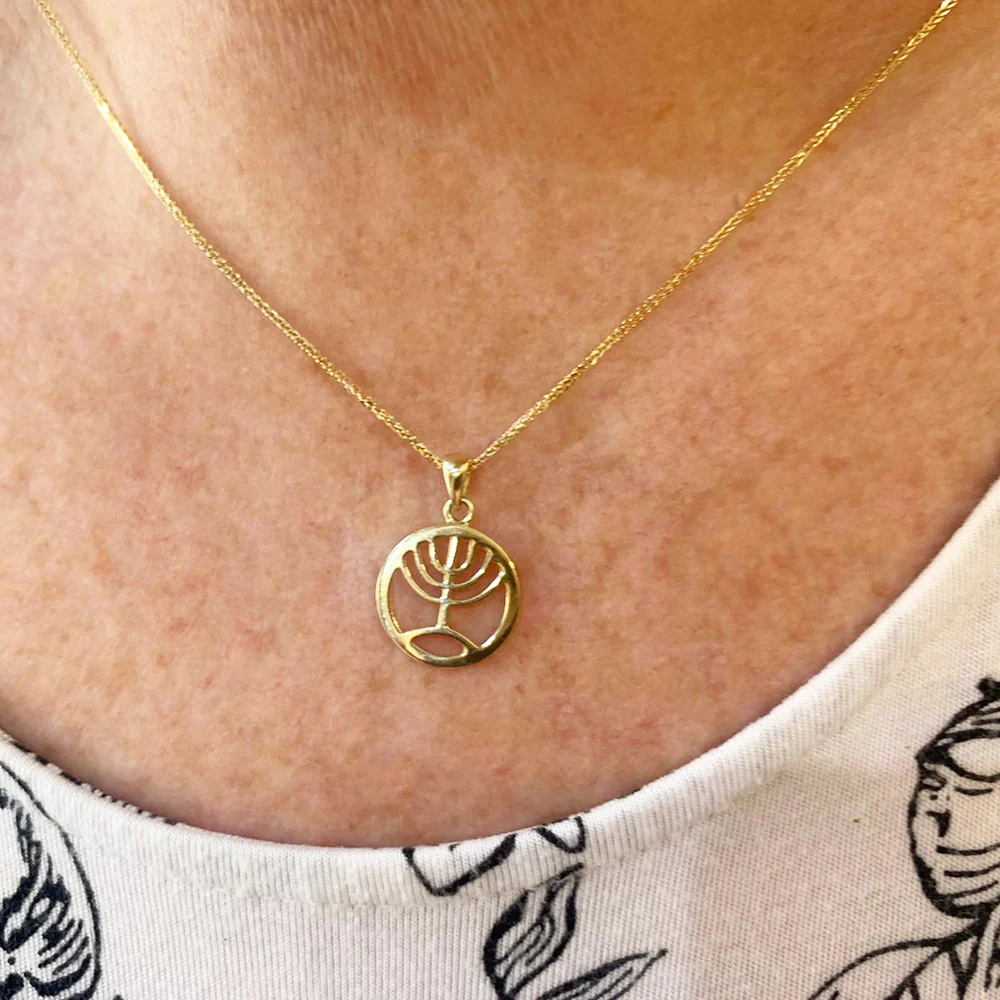 Round 14k Gold Menorah Pendant - Image 3