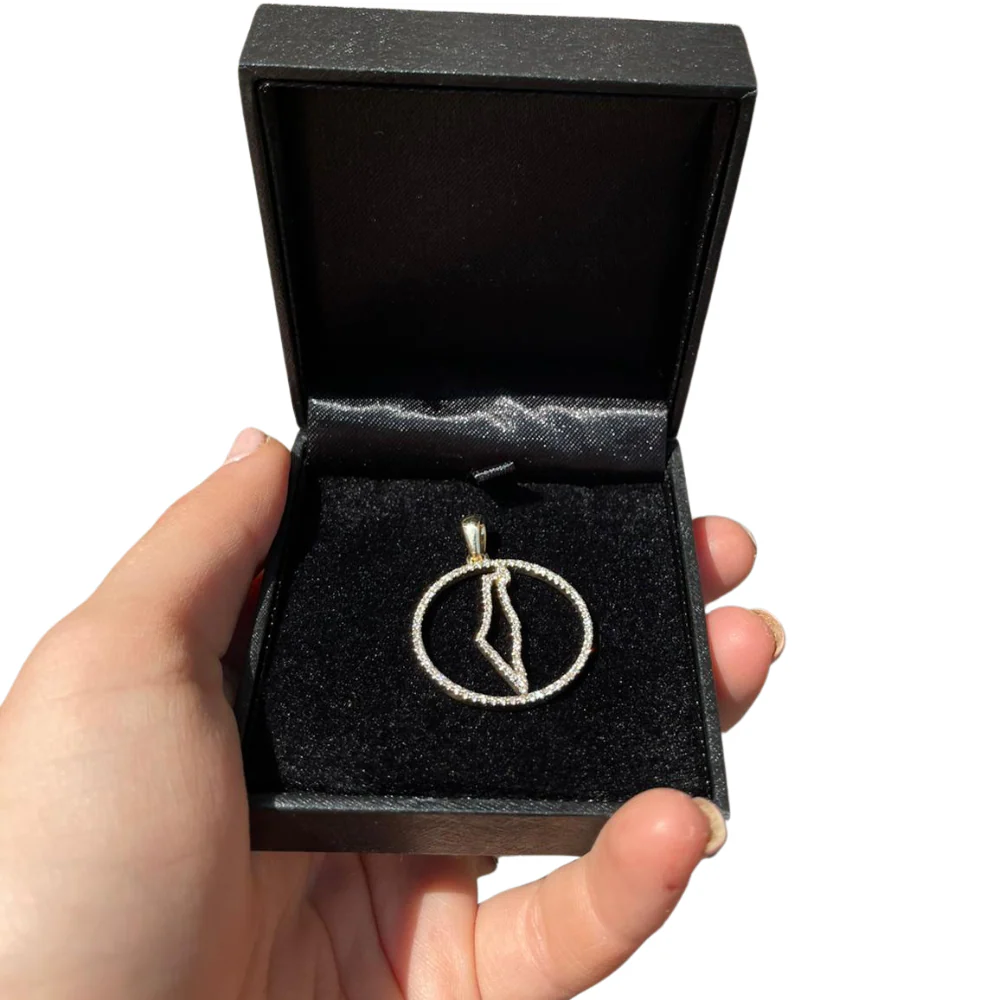 Diamond Map of Israel Outline Pendant in 14K Gold - Image 4