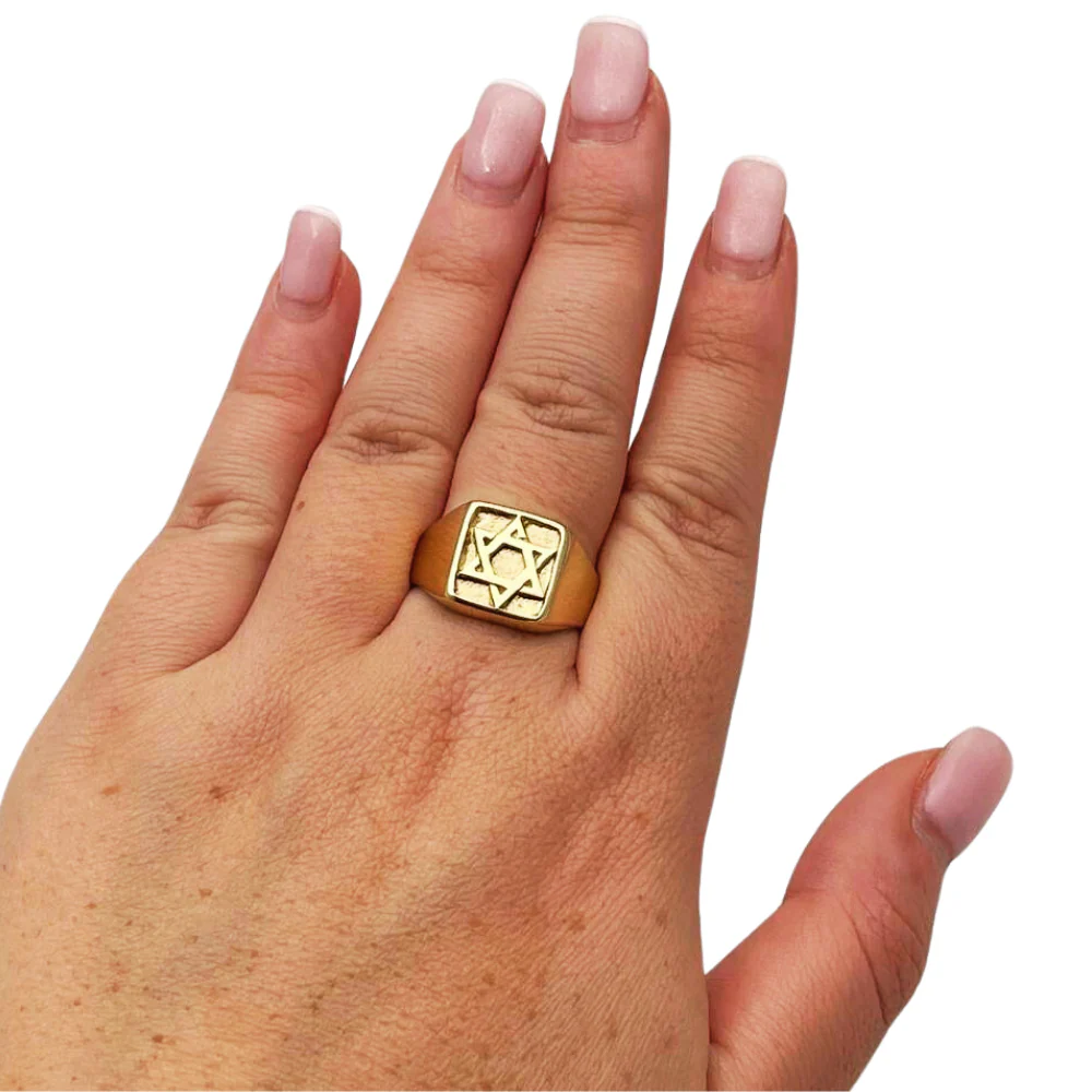 Star of David Signet Ring in 14k Gold - Image 3