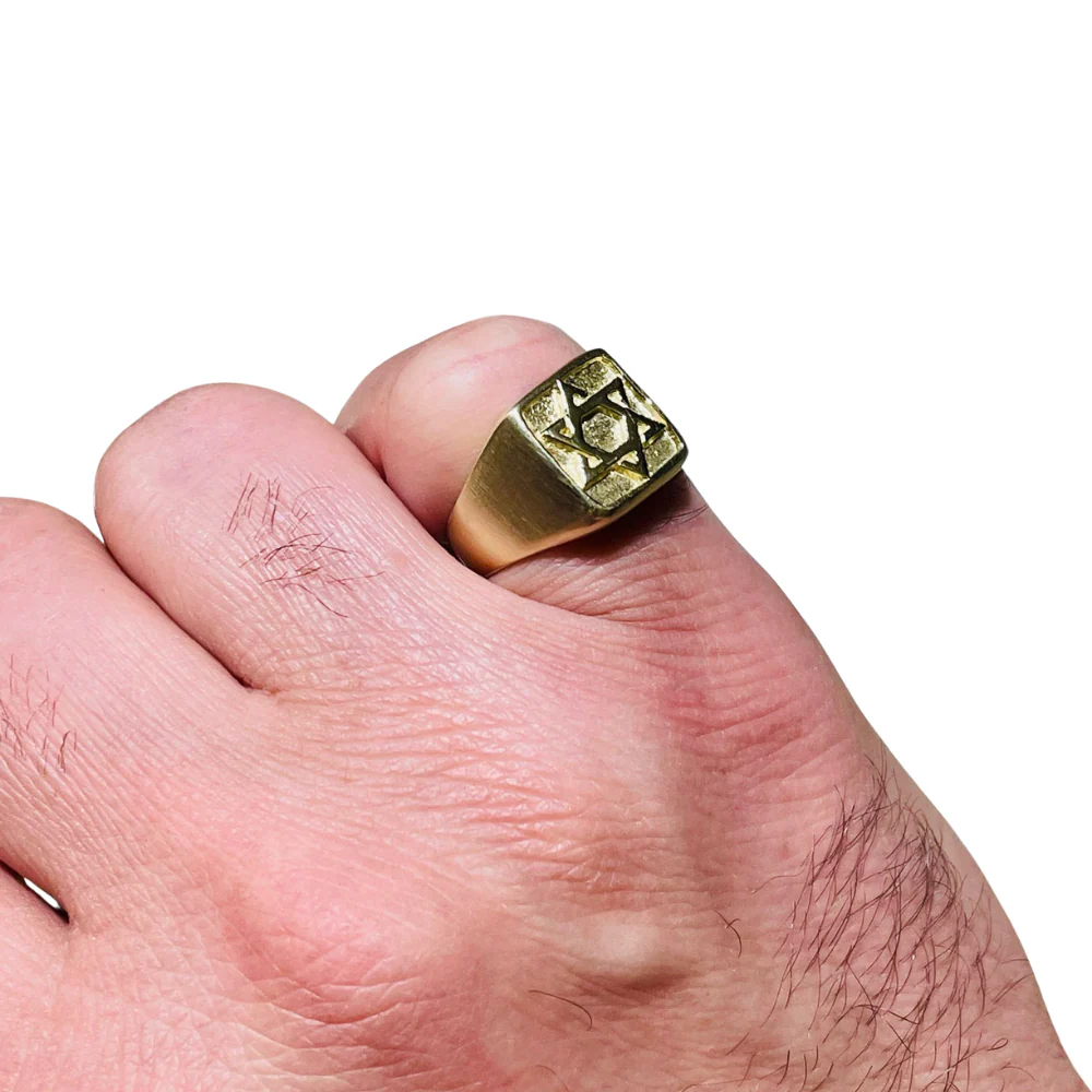 Star of David Signet Ring in 14k Gold - Image 7