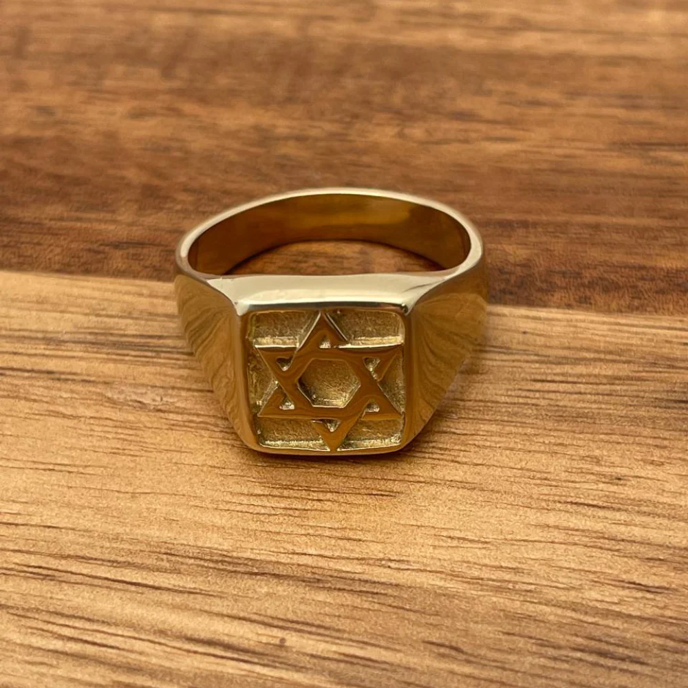 Star of David Signet Ring in 14k Gold - Image 8