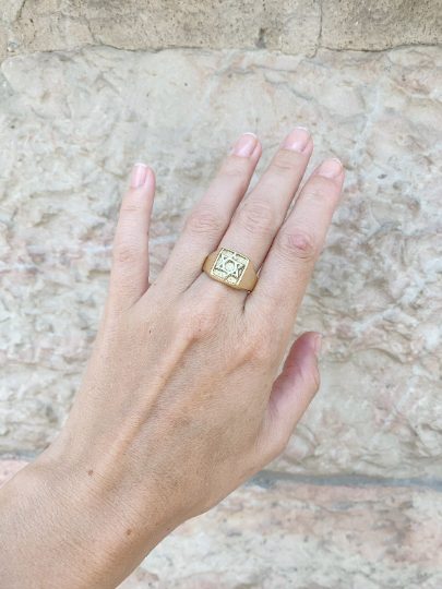 Star of David Signet Ring in 14k Gold - Image 9