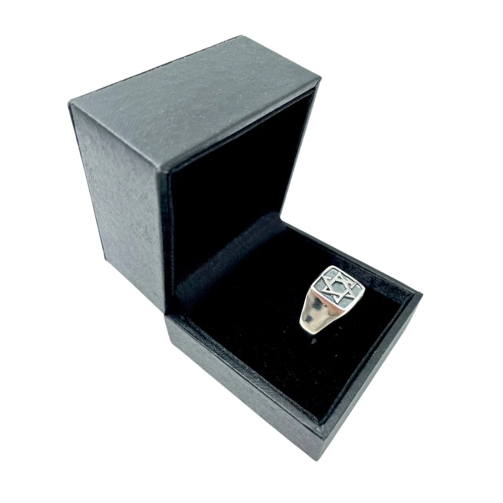 Sterling Silver Star of David Oxidized Ring - Image 3