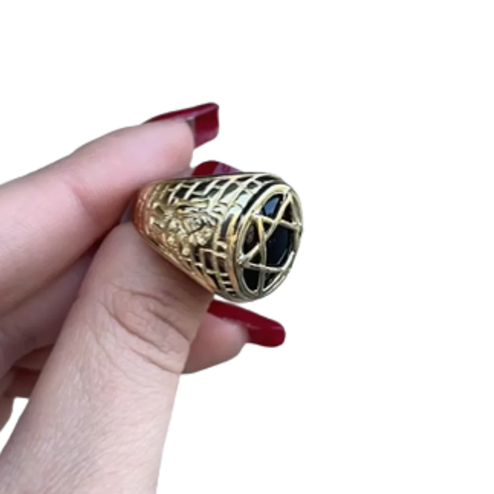 Star of David Signet Ring - 14k Yellow Gold with Black Onyx Stone - Image 5