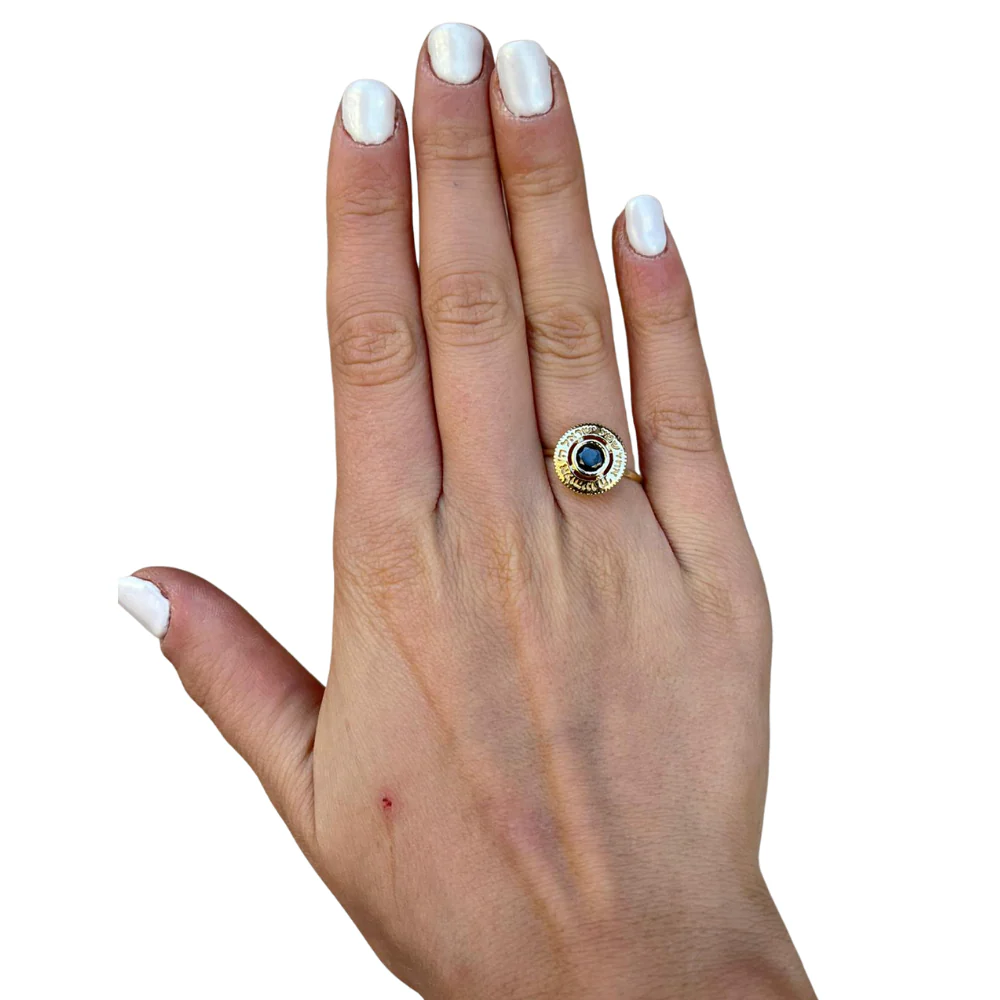 14k Gold Dainty Onyx Shema Ring - Image 2