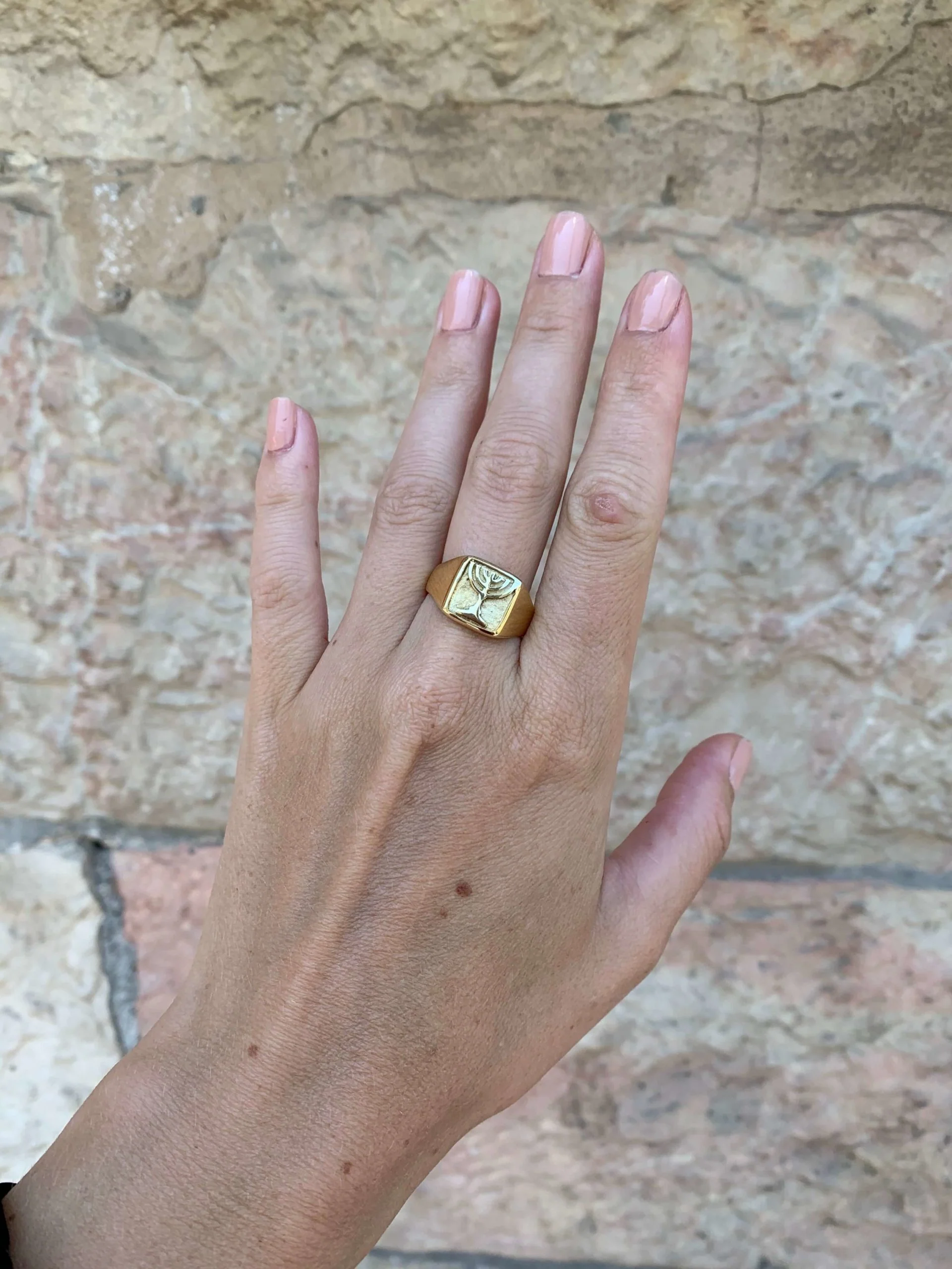 14k Gold Signet Menorah Ring - Image 5