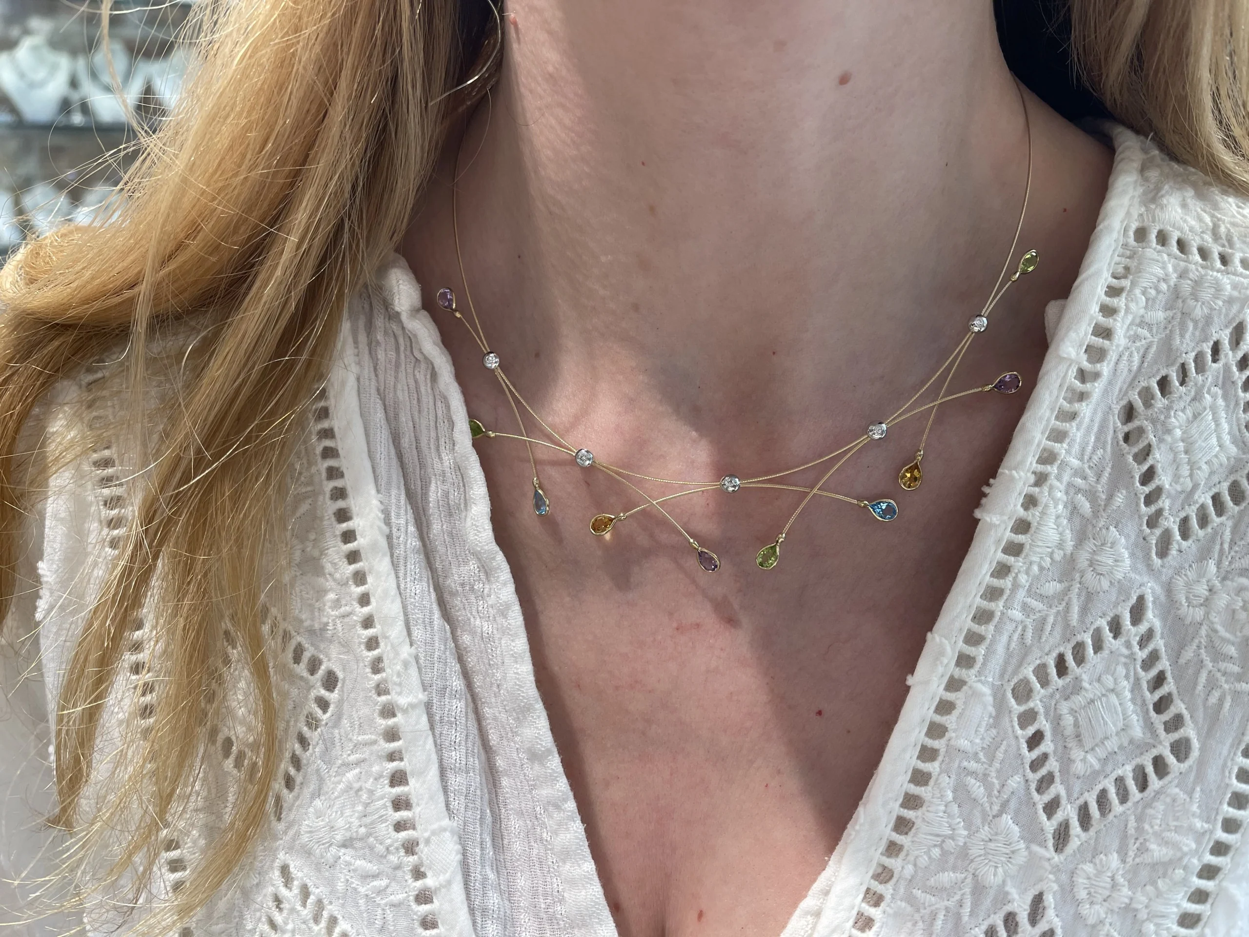 14K Gold Crisscross Necklace - Image 2
