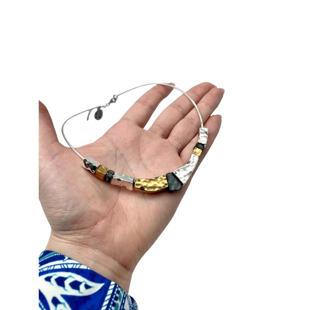 Hammered Silver and Gold Plated Taper Israeli Necklace - Image 4