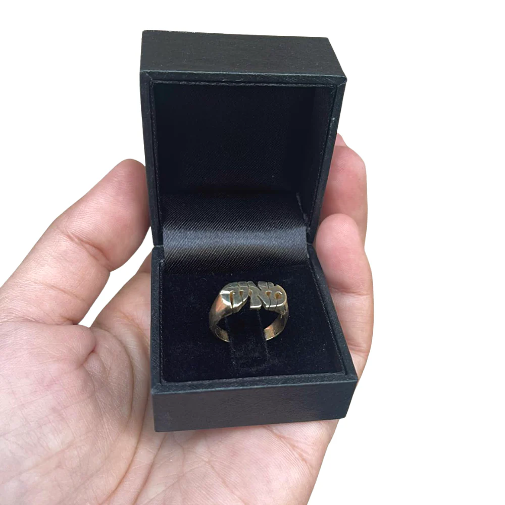 14k Yellow Gold Cutout 70's Name Ring - Image 5