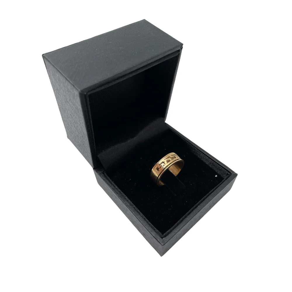 14k Yellow Gold Cutout Spinning Name Ring - Image 3