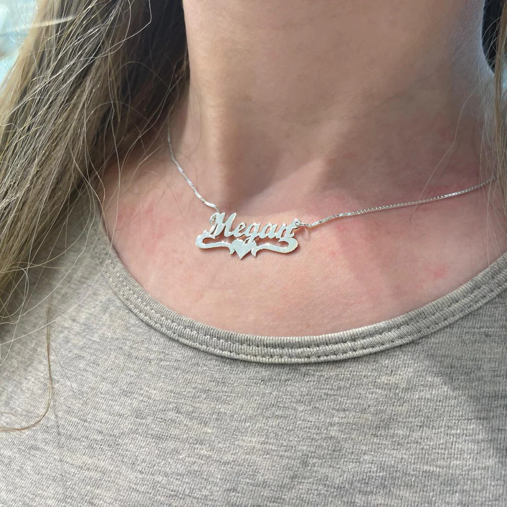 Silver Underline Middle Heart Script Name Necklace - Image 6