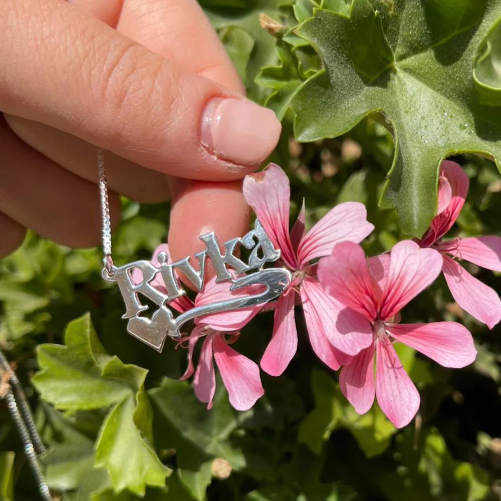 Silver Heart Underline Block Name Necklace - Image 6