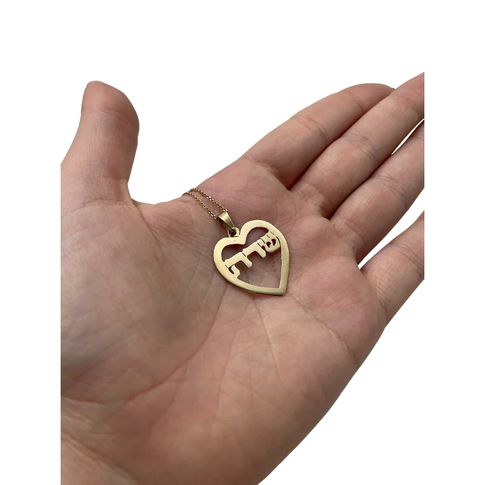 14k Gold Heart Cutout Hebrew Name Pendant - Image 3