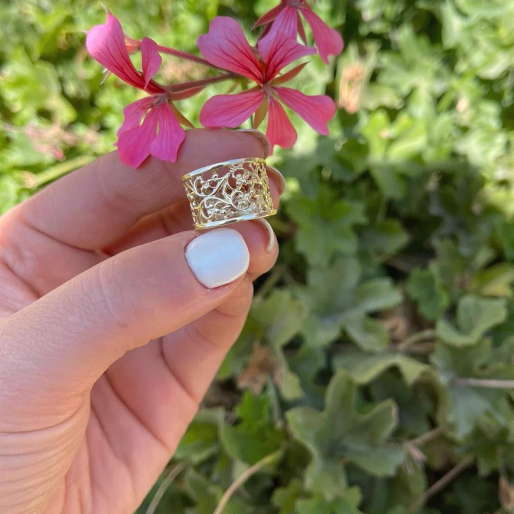 14k Yellow Gold Wide Filigree Ring - Image 6