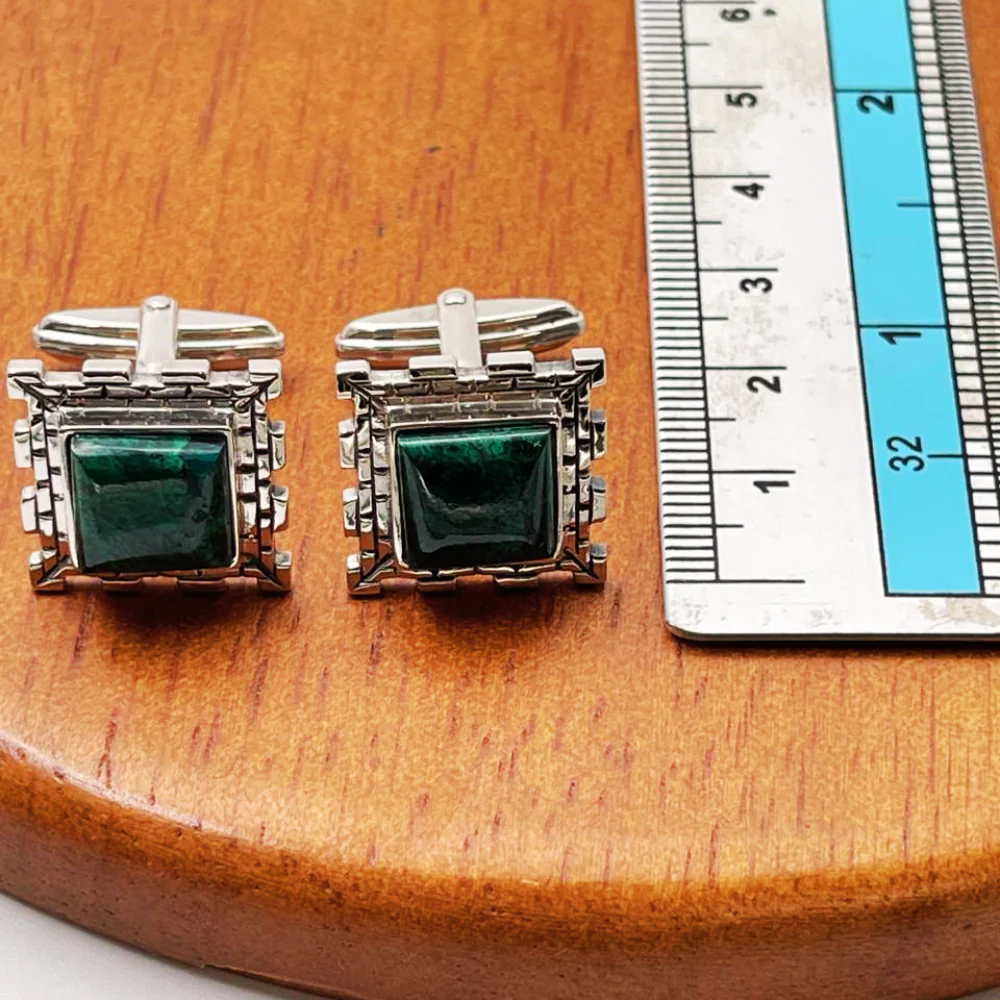 14k White Gold Peridot Ring - Image 5