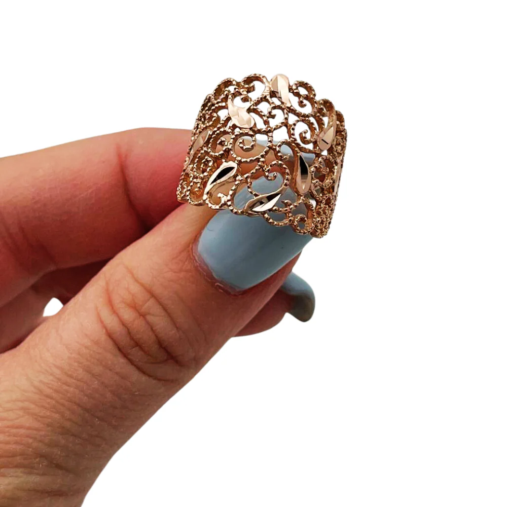Vintage Style Filigree Ring in 14k Gold - Image 2