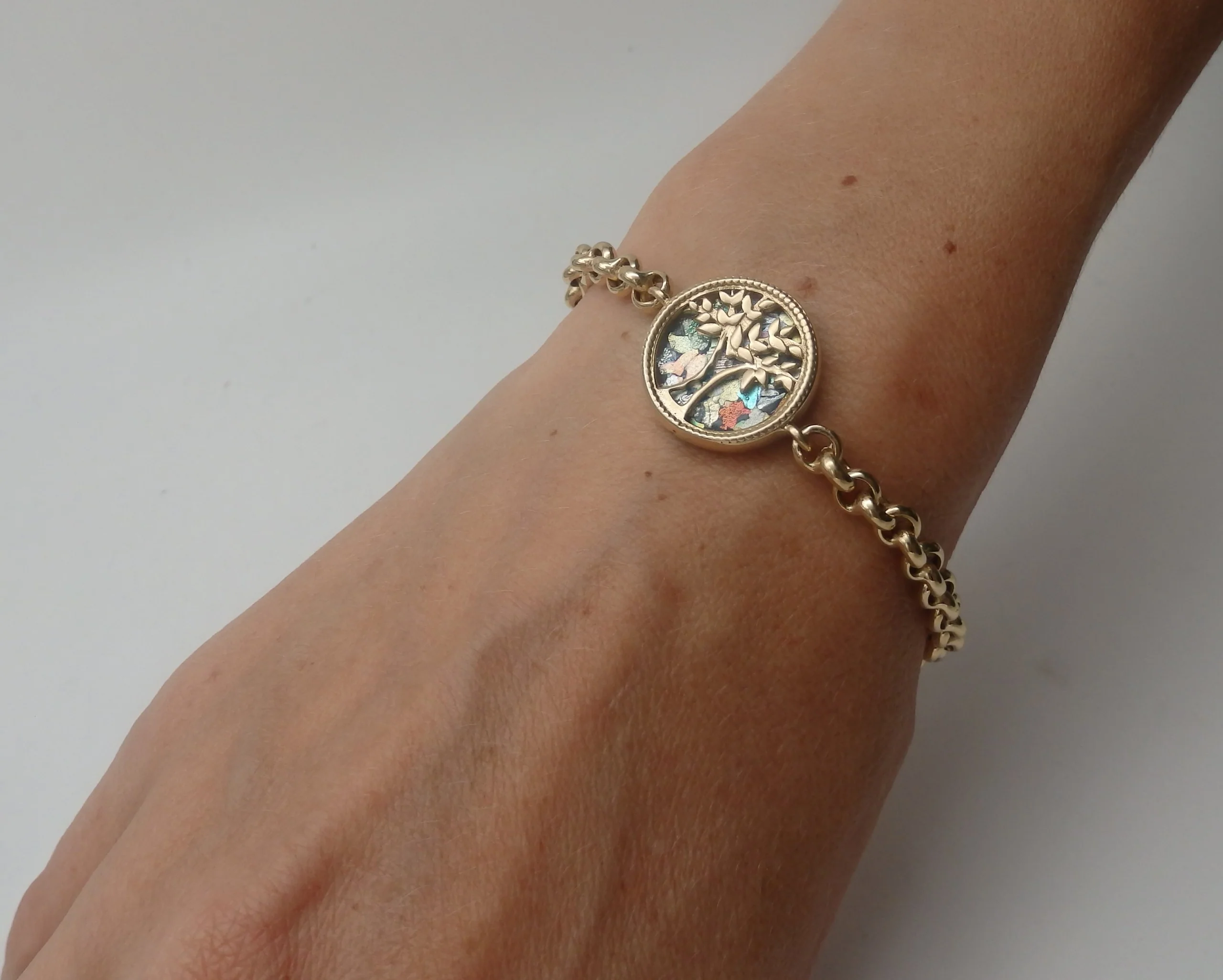 14K Yellow Gold Tree of Life Bracelet with Roman Glass - Image 4