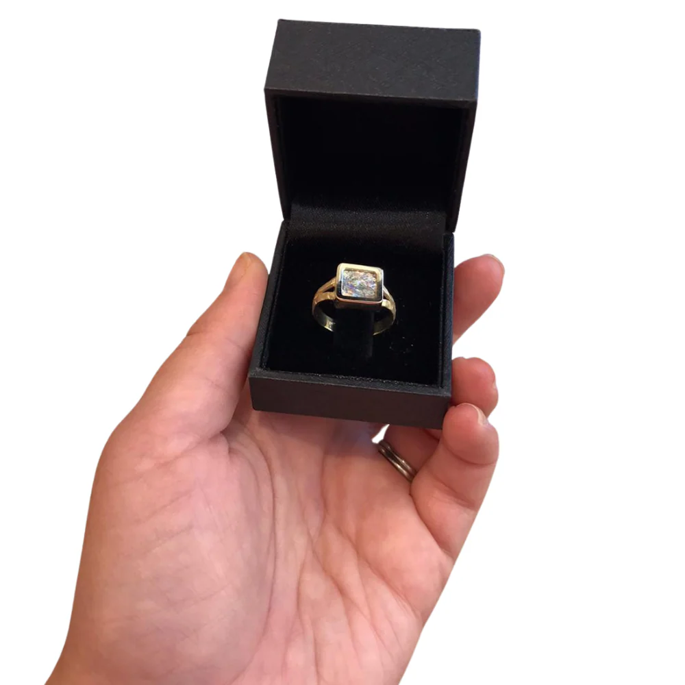 14k Yellow Gold Roman Glass Square Ring - Image 3