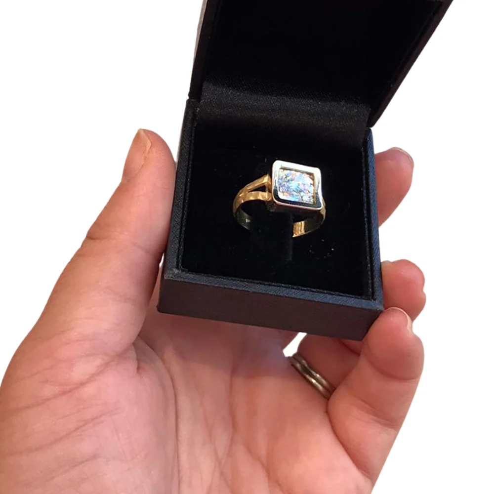 14k Yellow Gold Roman Glass Square Ring - Image 4