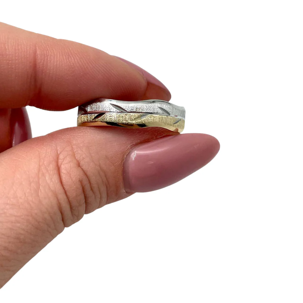 Yellow and White Gold Leaves Wavy Wedding Ring - Image 4
