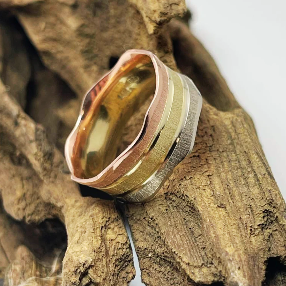 14k Tri-Color Gold Florentine Wedding Ring - Image 9