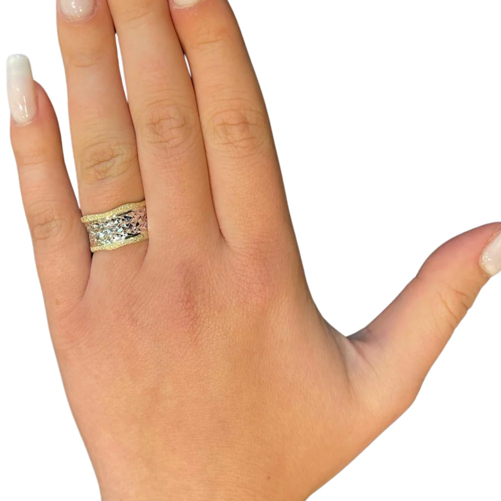 14k White Gold Faceted Wedding Ring - Image 3